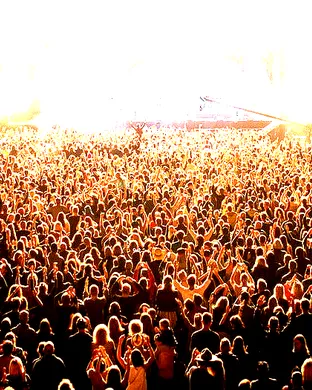 Pointfest: Staind, Blue October, Mammoth, Highly Suspect & From Ashes To New